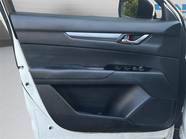 2020 Mazda CX-5 Sport photo 9