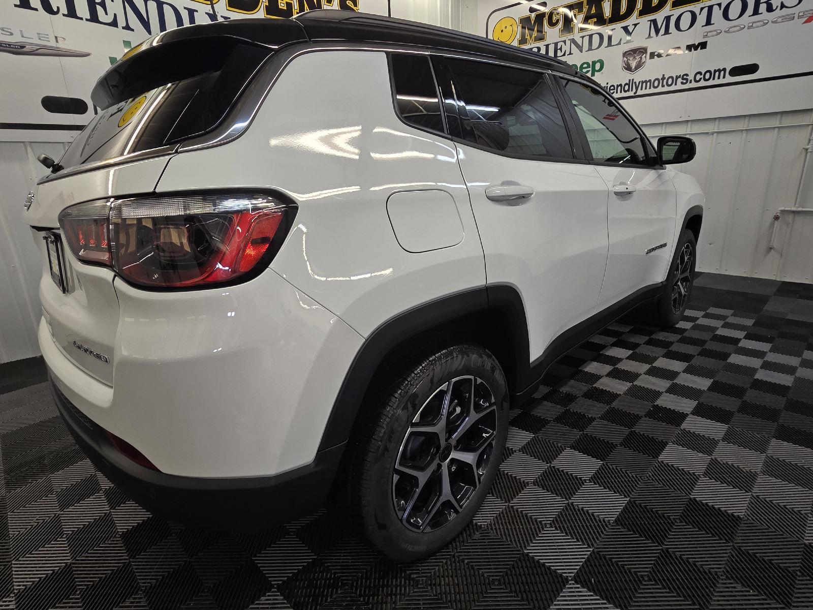 2025 Jeep Compass Limited photo 3