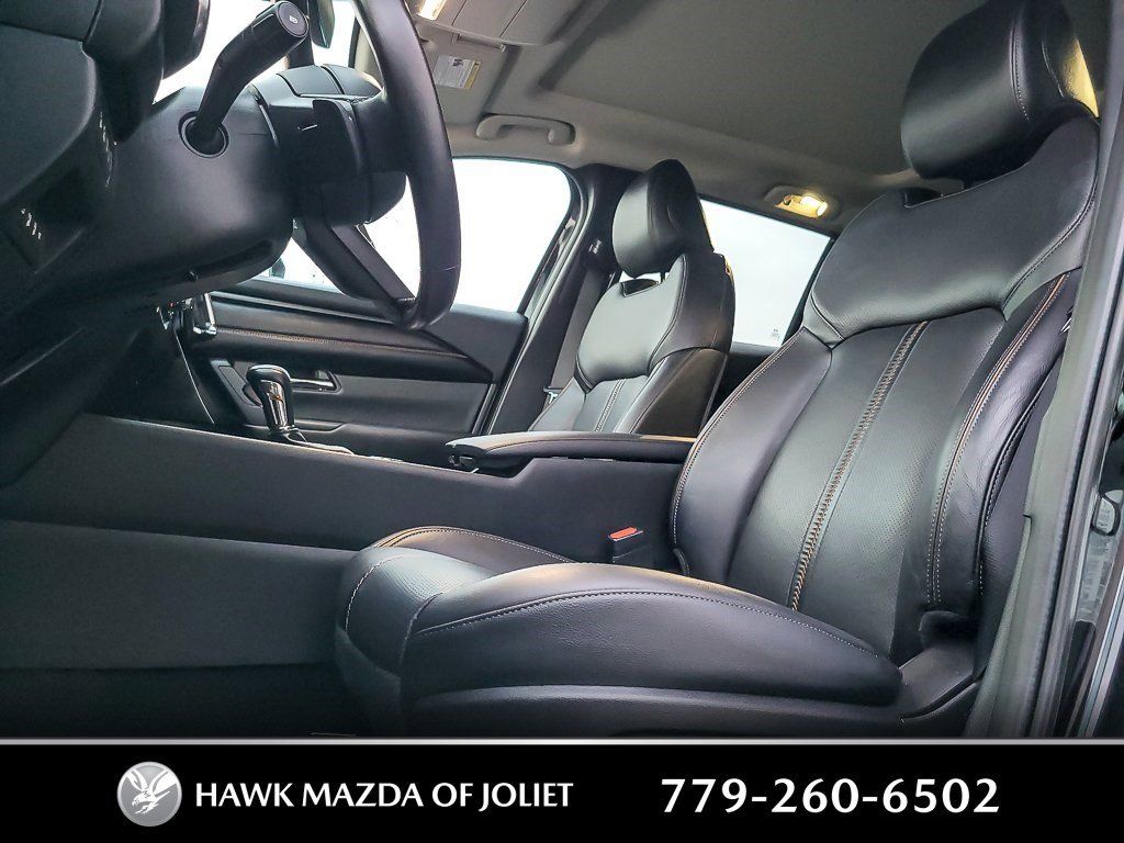 2023 MAZDA CX-50 - Image 7