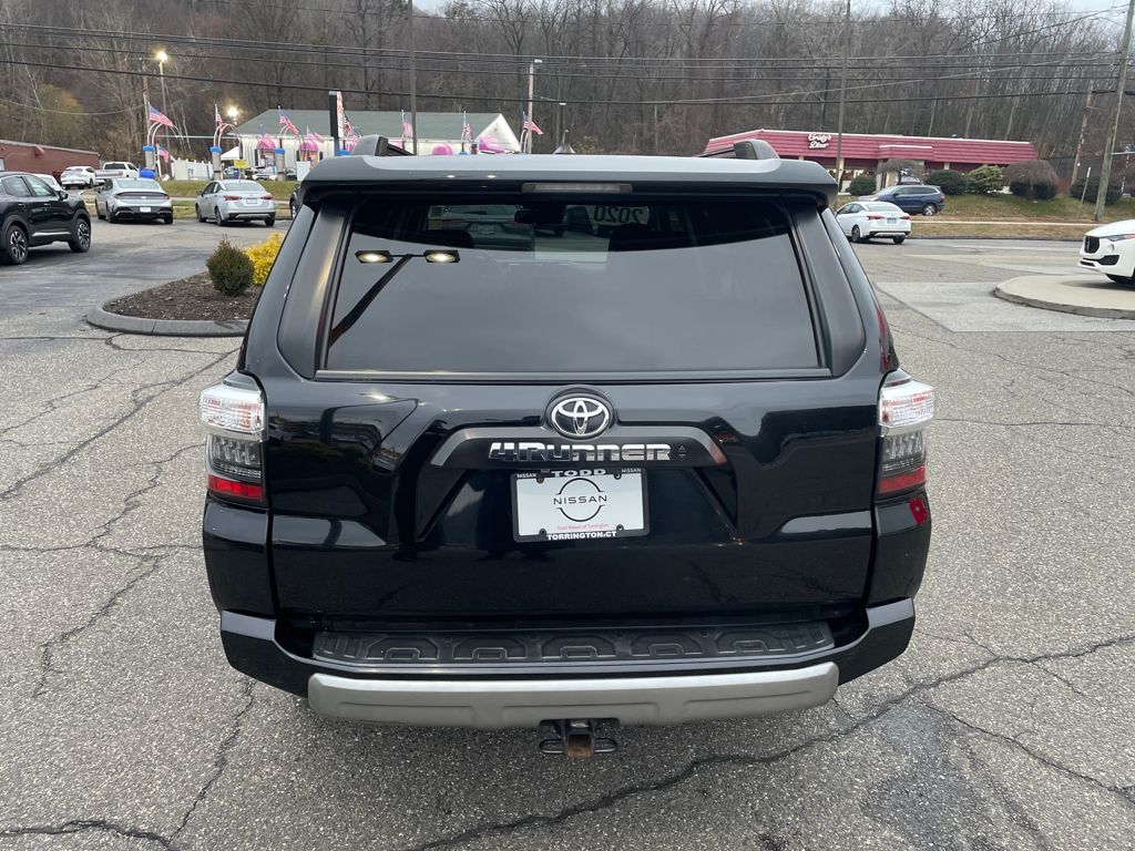 2020 Toyota 4Runner TRD Off-Road Premium photo 4