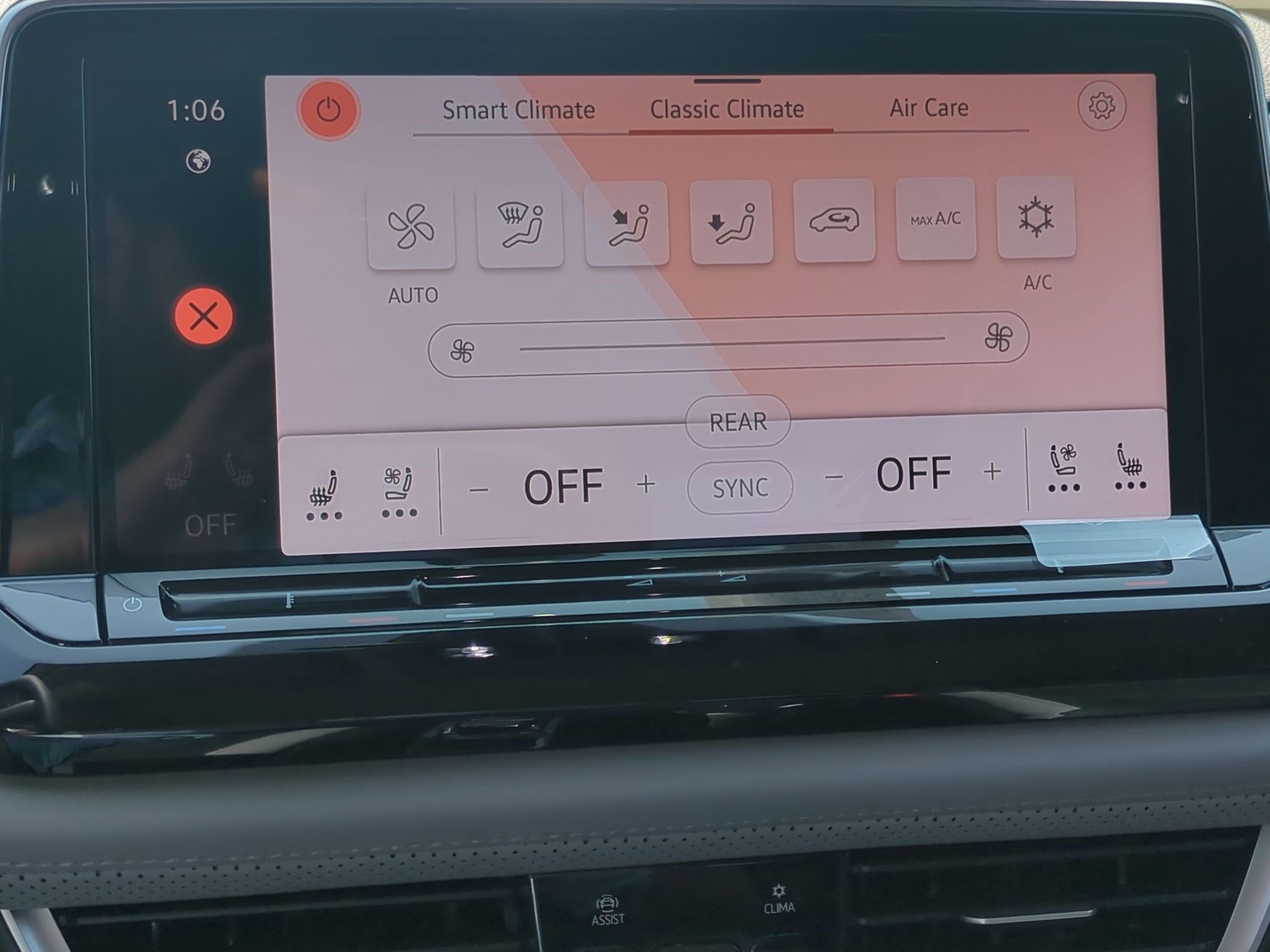 2025 Volkswagen Atlas Peak Edition SE photo 8