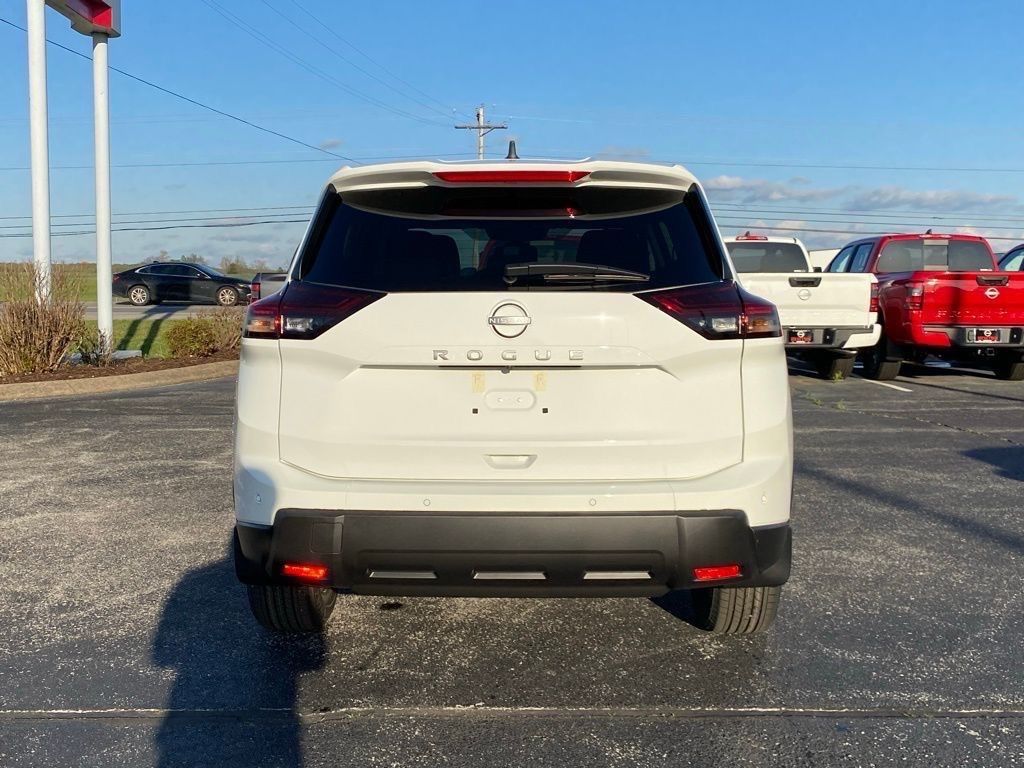 2025 Nissan Rogue S photo 4