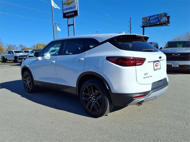 2023 Chevrolet Blazer 2LT photo 3