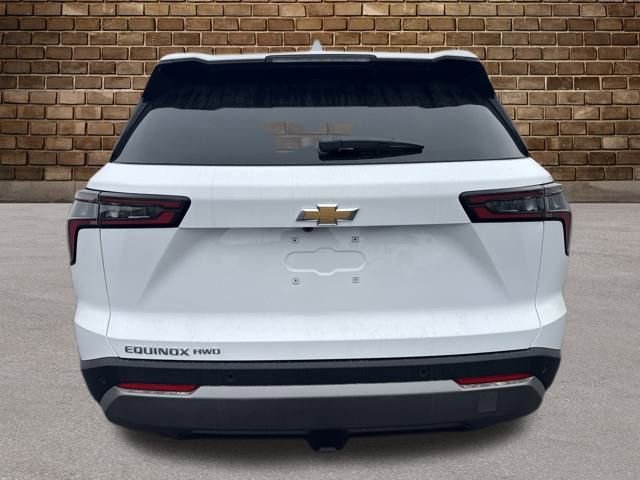 2026 Chevrolet Equinox LT photo 4