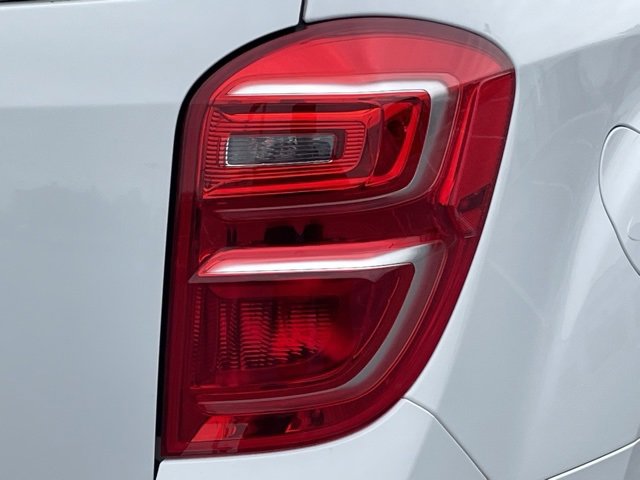 2017 Chevrolet Equinox LS photo 13