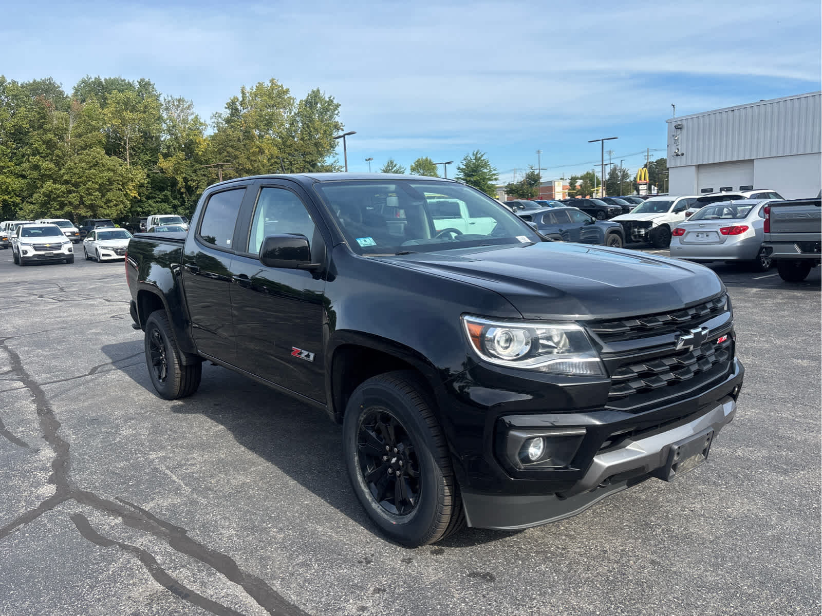 2021 Chevrolet Colorado Z71 photo 3