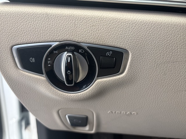 2022 Mercedes Benz E 350 4MATIC photo 12