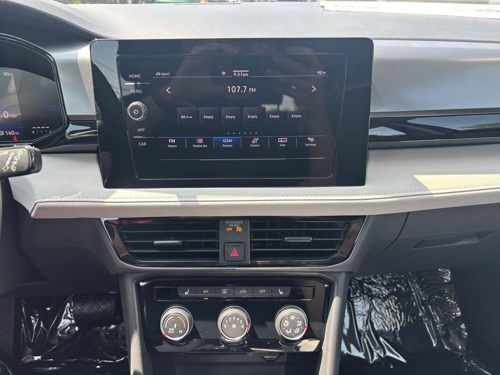 2025 Volkswagen Taos S photo 15