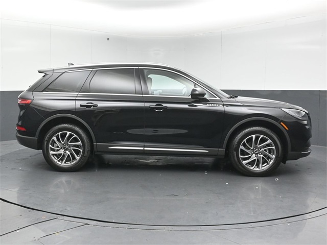 2022 LINCOLN CORSAIR - Image 8