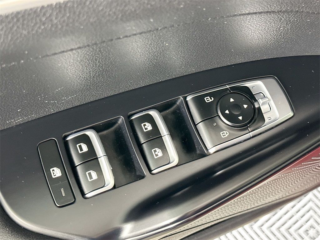 2022 Kia K5 GT-Line photo 20