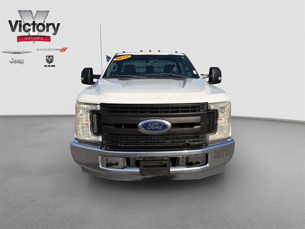 2017 Ford F-250 photo 2