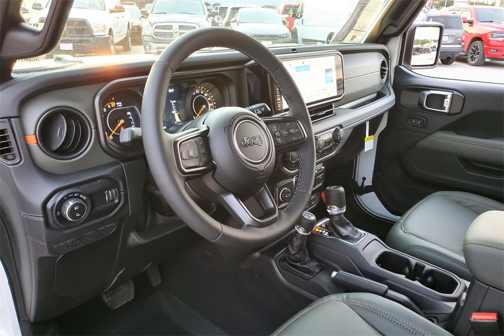2025 Jeep Gladiator Mojave photo 4