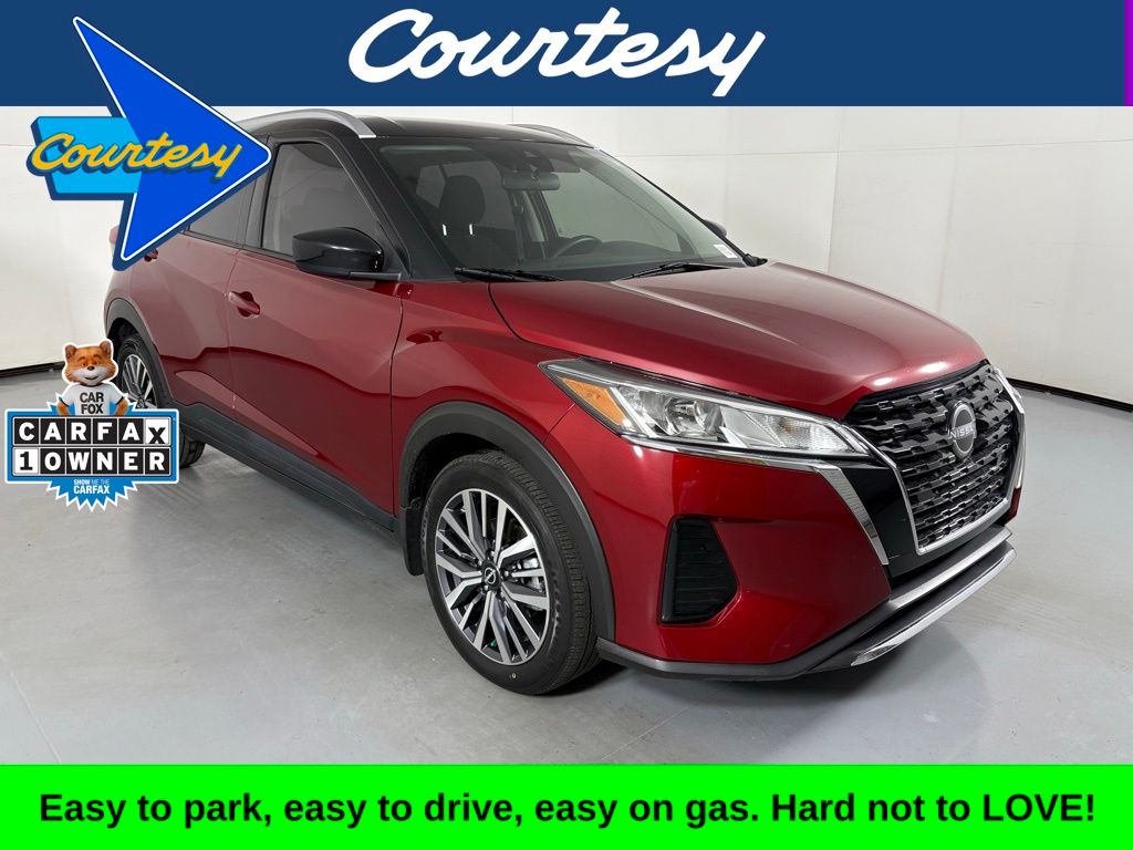 2022 Nissan Kicks SV's photo