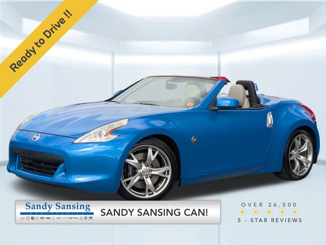 2010 Nissan 370Z Touring's photo