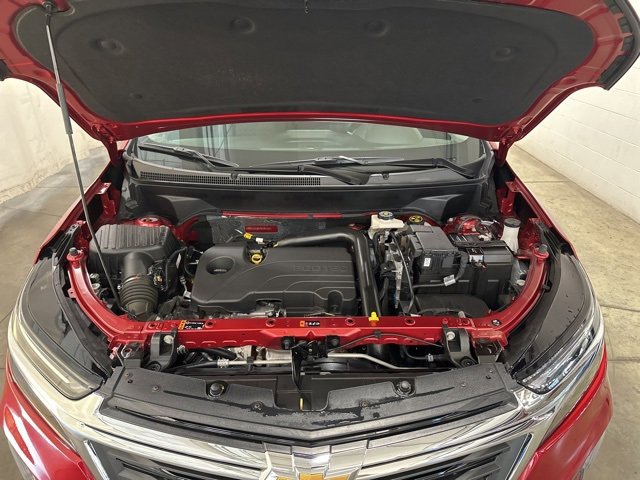 2024 Chevrolet Equinox LT photo 32