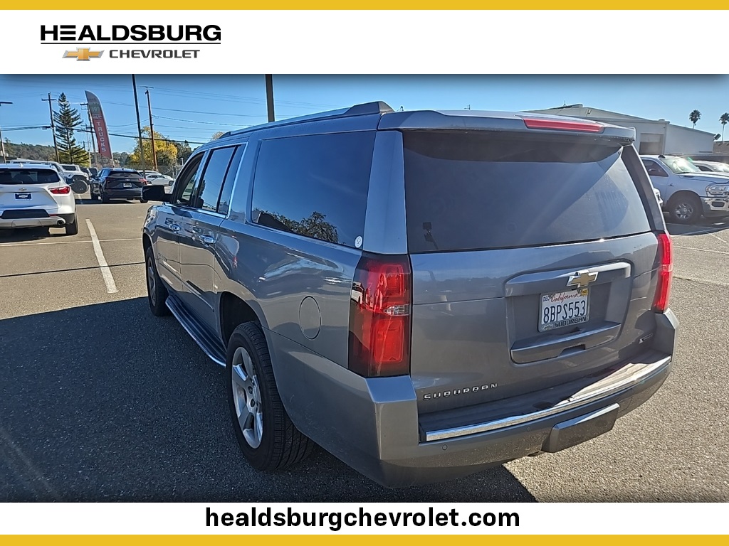 2018 Chevrolet Suburban Premier photo 3
