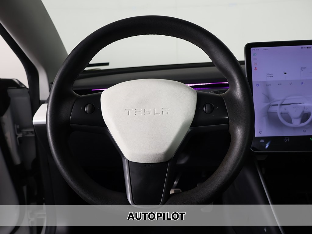 2020 Tesla Model 3 Long Range photo 3