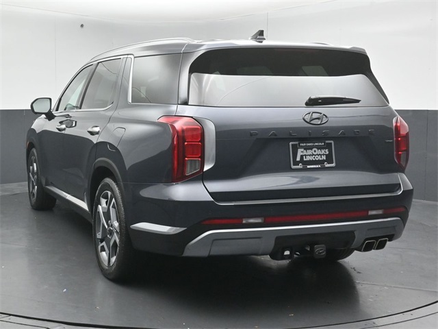 2024 Hyundai Palisade Limited photo 2
