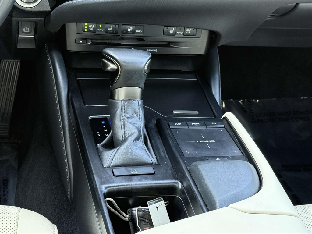 2022 Lexus ES 250 photo 22
