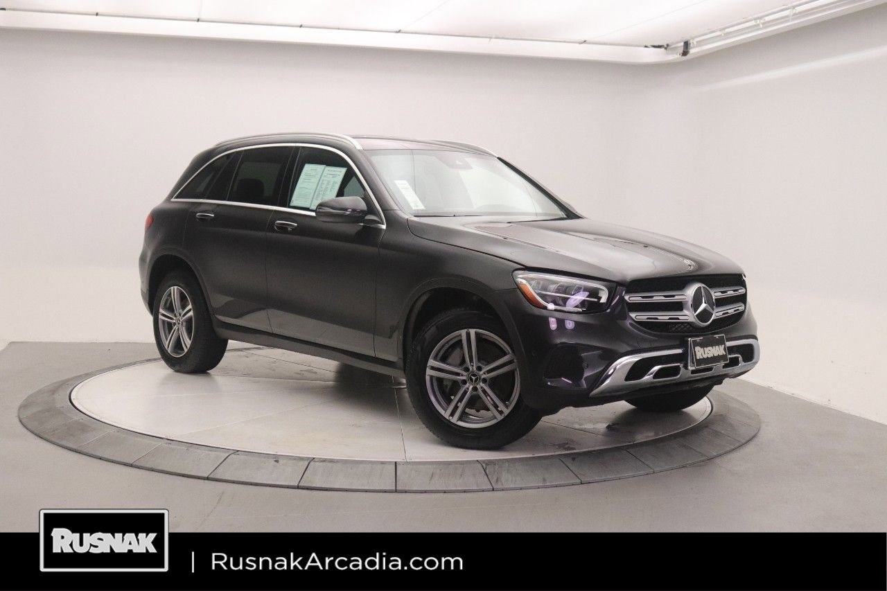 2022 Mercedes-Benz GLC GLC300's photo