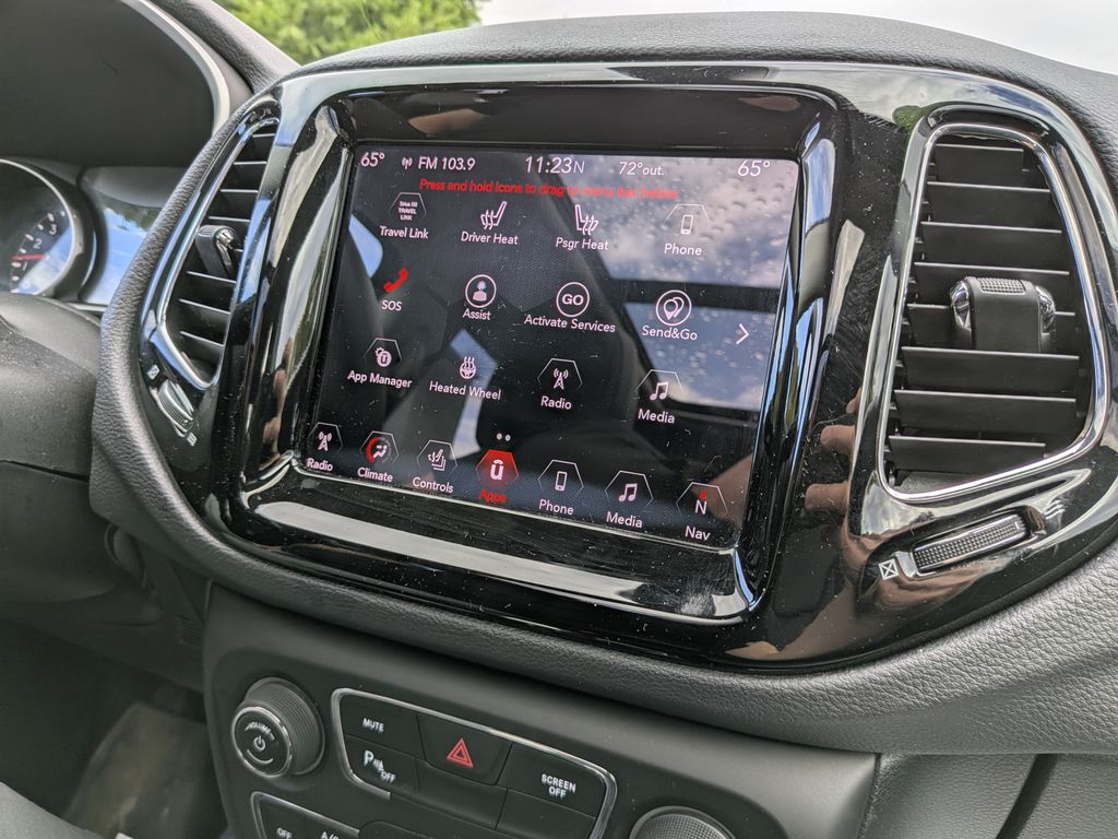 2017 Jeep Compass Limited photo 2