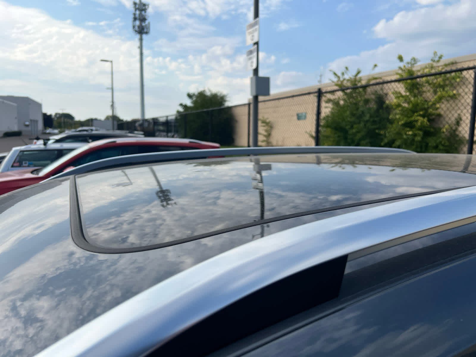 2024 Volkswagen Taos SEL photo 3