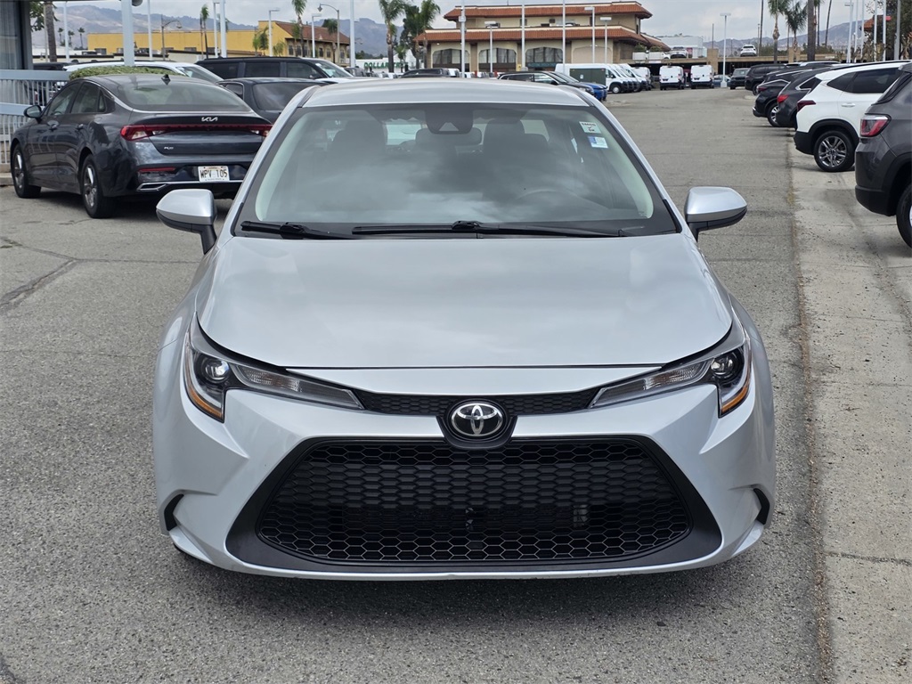 Used 2022 Toyota Corolla LE with VIN 5YFEPMAE2NP361925 for sale in Kansas City