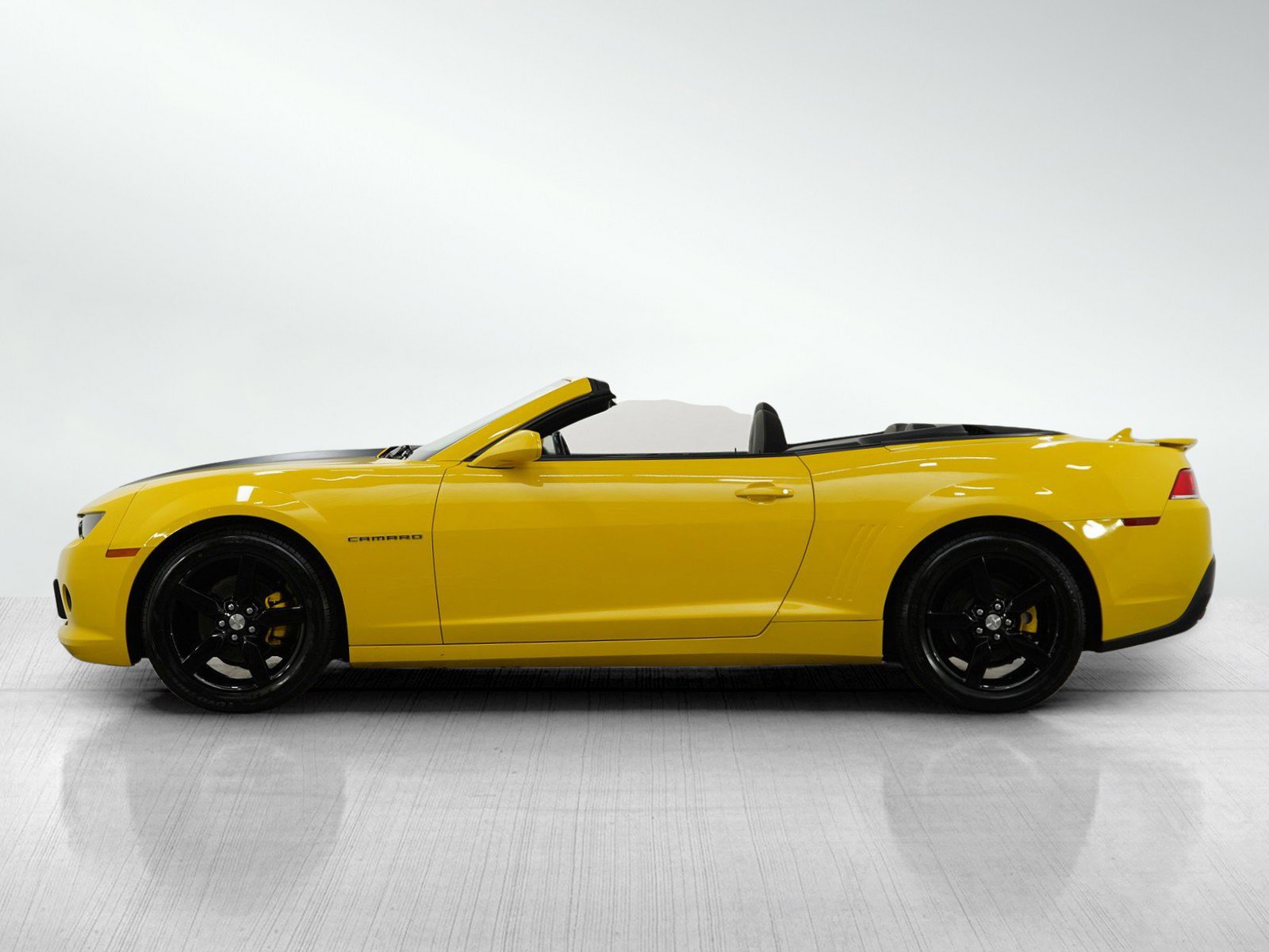 Used 2015 Chevrolet Camaro 1LT with VIN 2G1FD3D36F9205298 for sale in Burnsville, Minnesota
