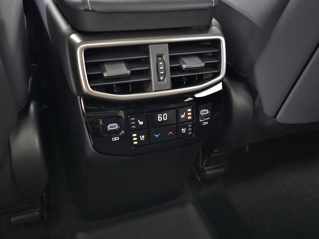 2024 Lexus RX 450h photo 37