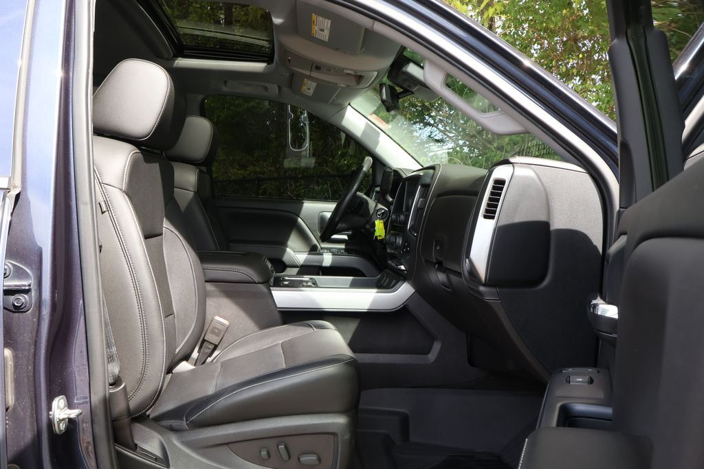 2018 Chevrolet Silverado 1500 LTZ photo 38