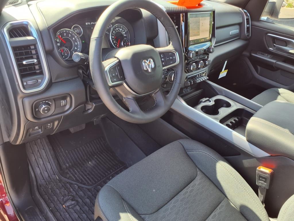 2025 Ram 1500 Big Horn photo 4
