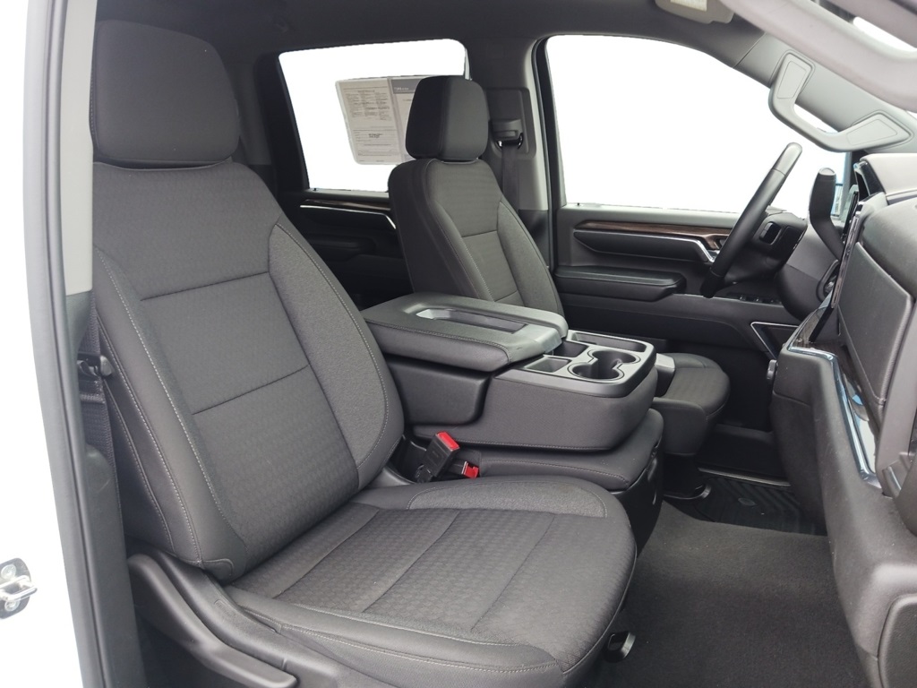 2024 Chevrolet Silverado 2500HD LT photo 26