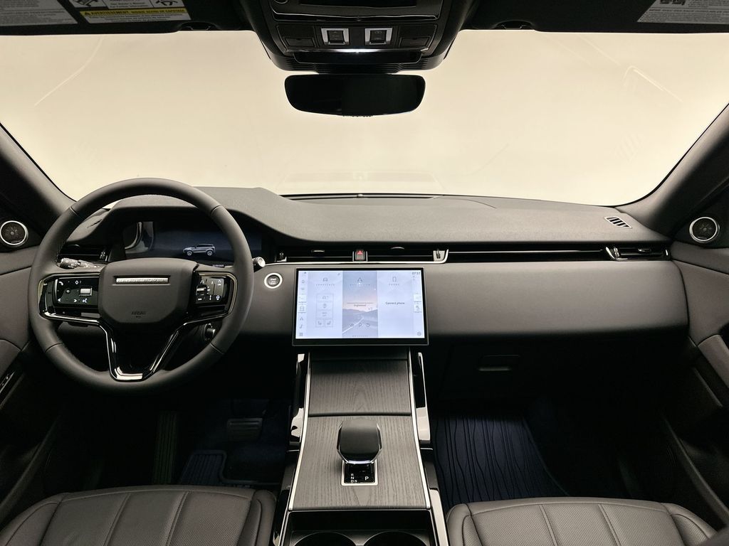 2026 Land Rover Range Rover Evoque S photo 8