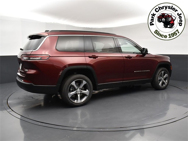 2025 Jeep Grand Cherokee Limited photo 5