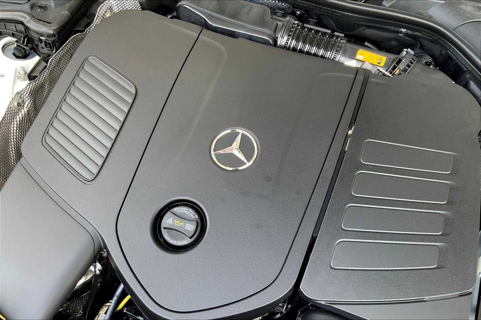 2025 Mercedes Benz C 300 photo 16
