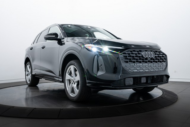 2025 Audi New Q5 Premium Plus's photo