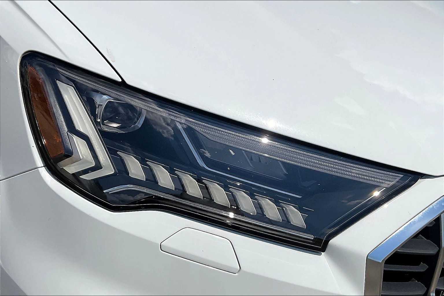 2021 Audi Q7 Premium Plus photo 23