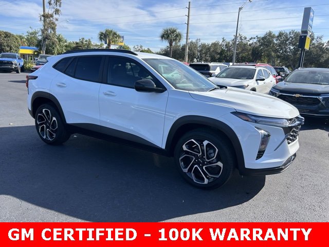 2024 Chevrolet Trax RS's photo