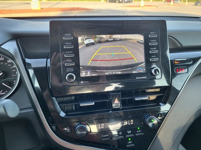 2023 Toyota Camry LE photo 18