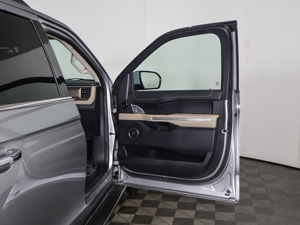 2022 Ford Expedition Limited photo 24