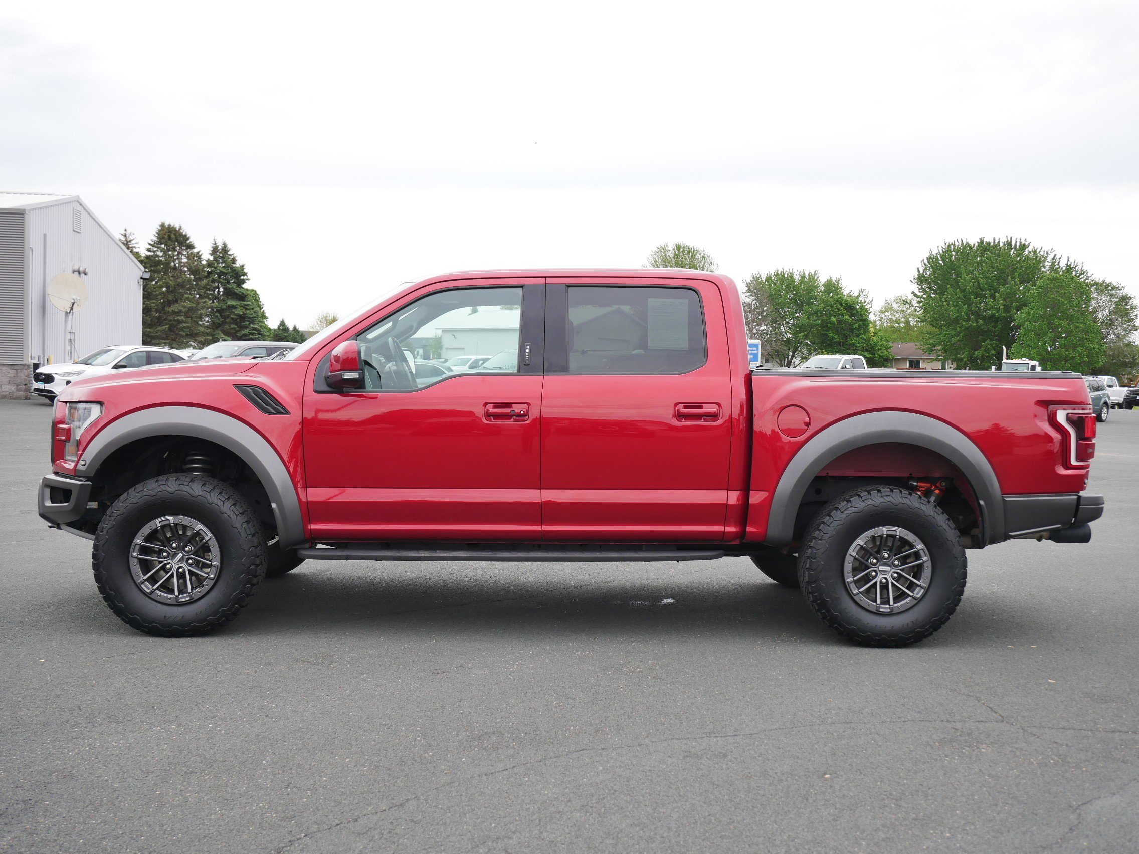 Used 2020 Ford F-150 Raptor with VIN 1FTFW1RG3LFA04933 for sale in Hastings, Minnesota