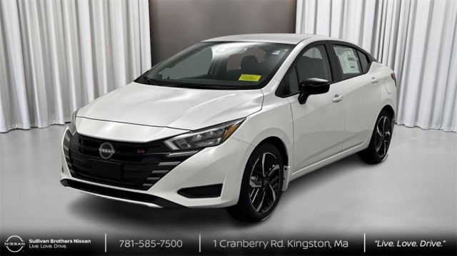 2025 Nissan Versa SR