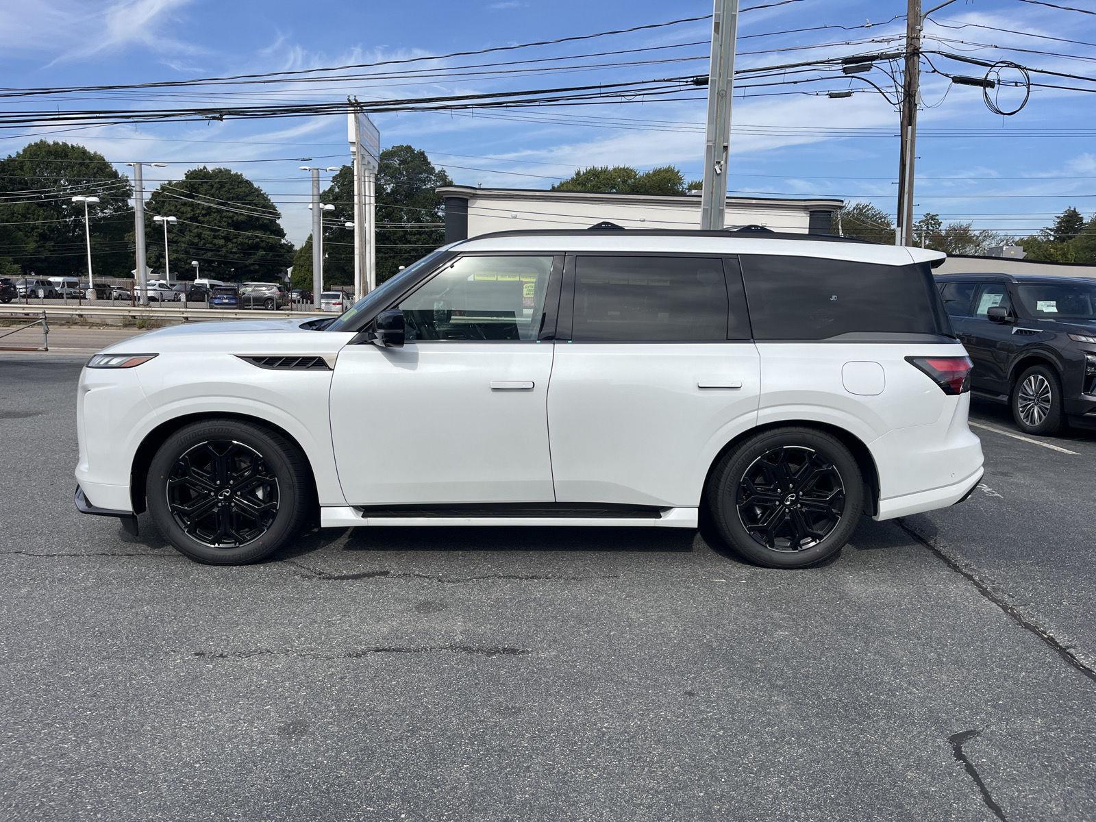 2026 Infiniti QX80 Sensory photo 6