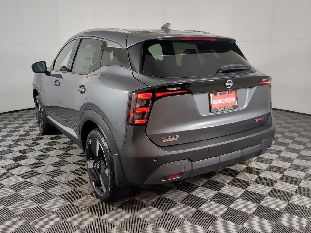 2025 Nissan Kicks SR photo 4