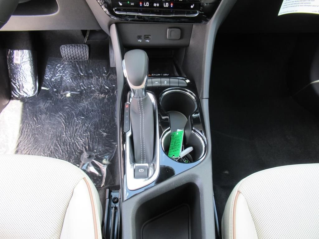2026 Buick Encore GX Avenir photo 20
