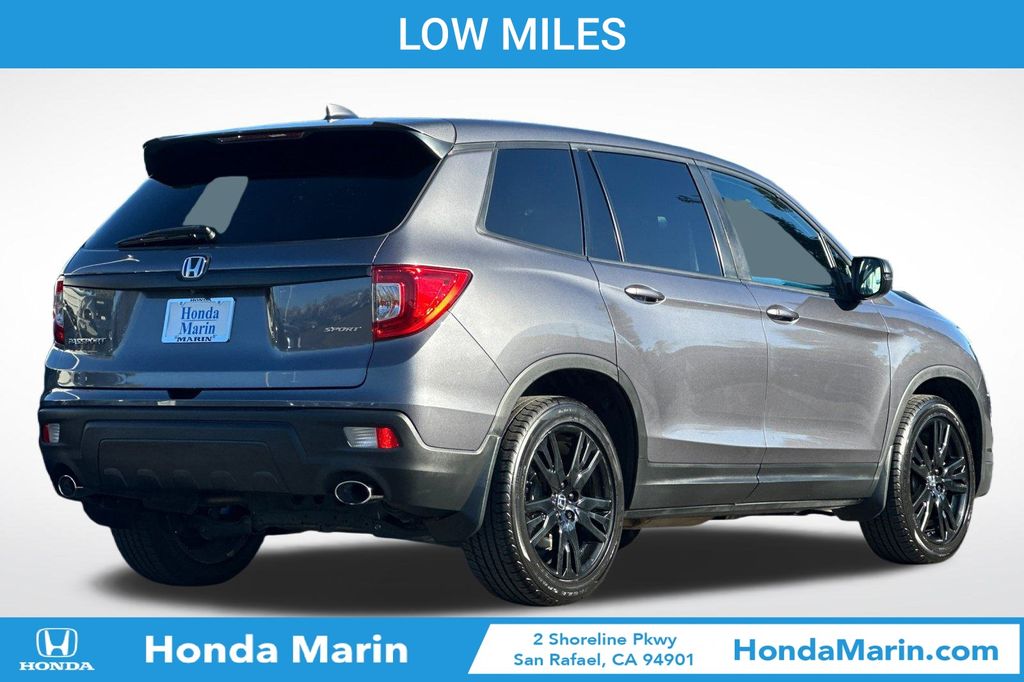 2021 Honda Passport Sport photo 4