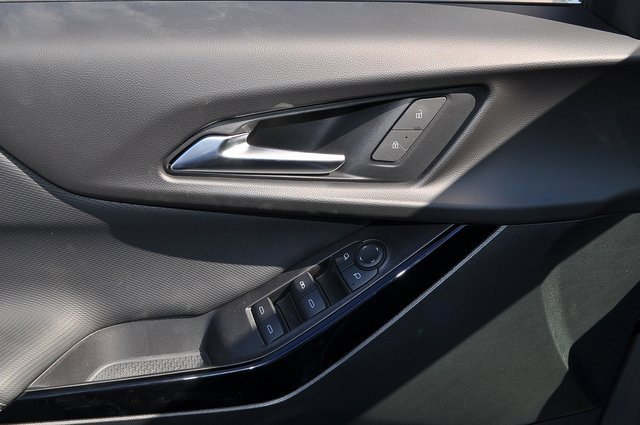 2025 Chevrolet Equinox LT photo 10