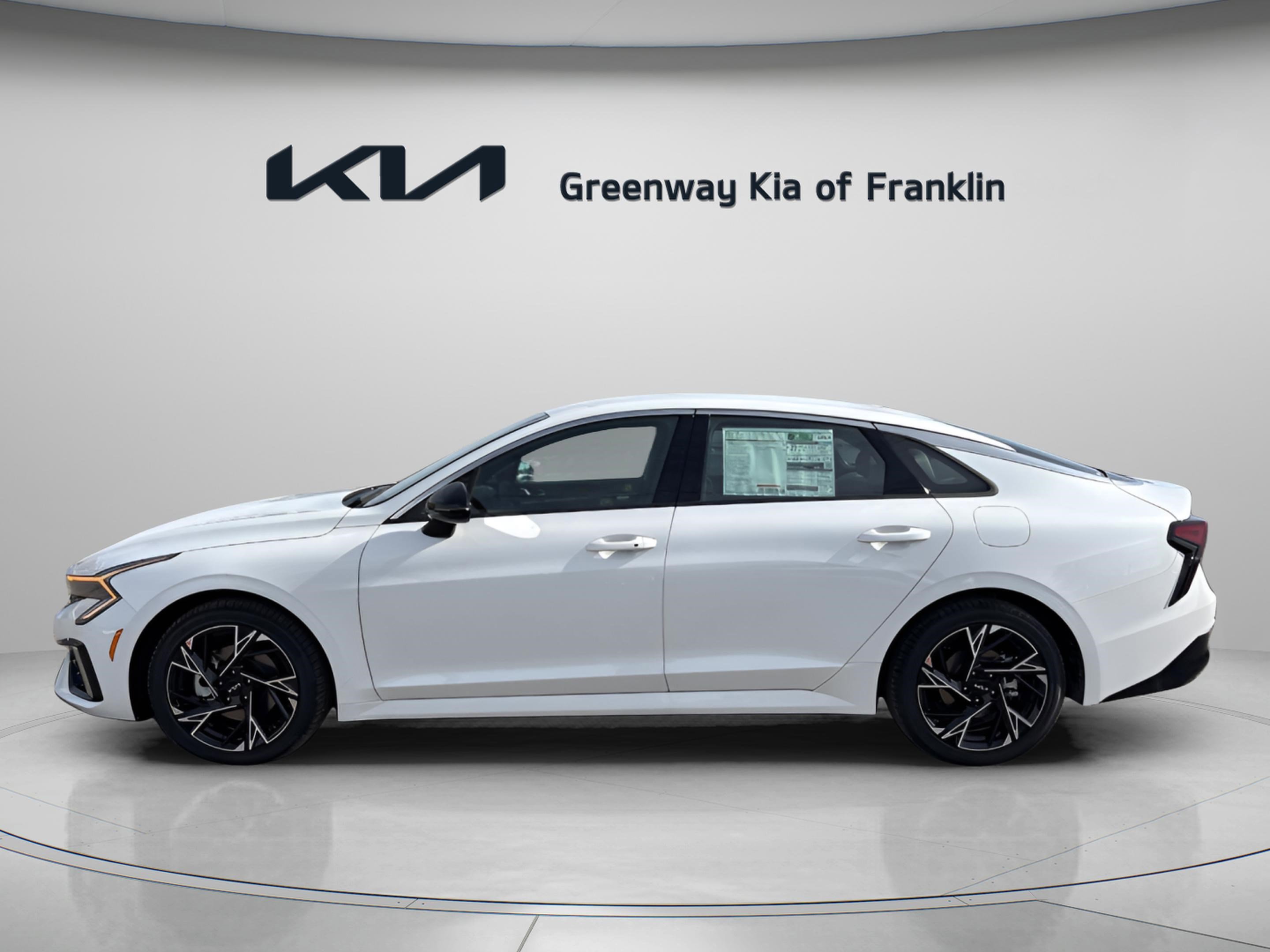 2026 Kia K5 GT-Line photo 3
