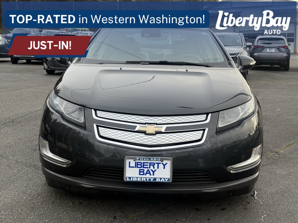 2014 Chevrolet Volt Base photo 2