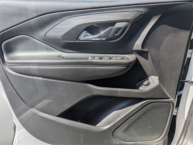 2023 Gmc Terrain SLE photo 21